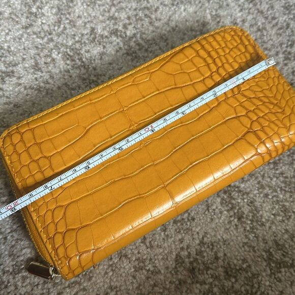 H&M Gold Faux Leather Wallet - Picture 7 of 8